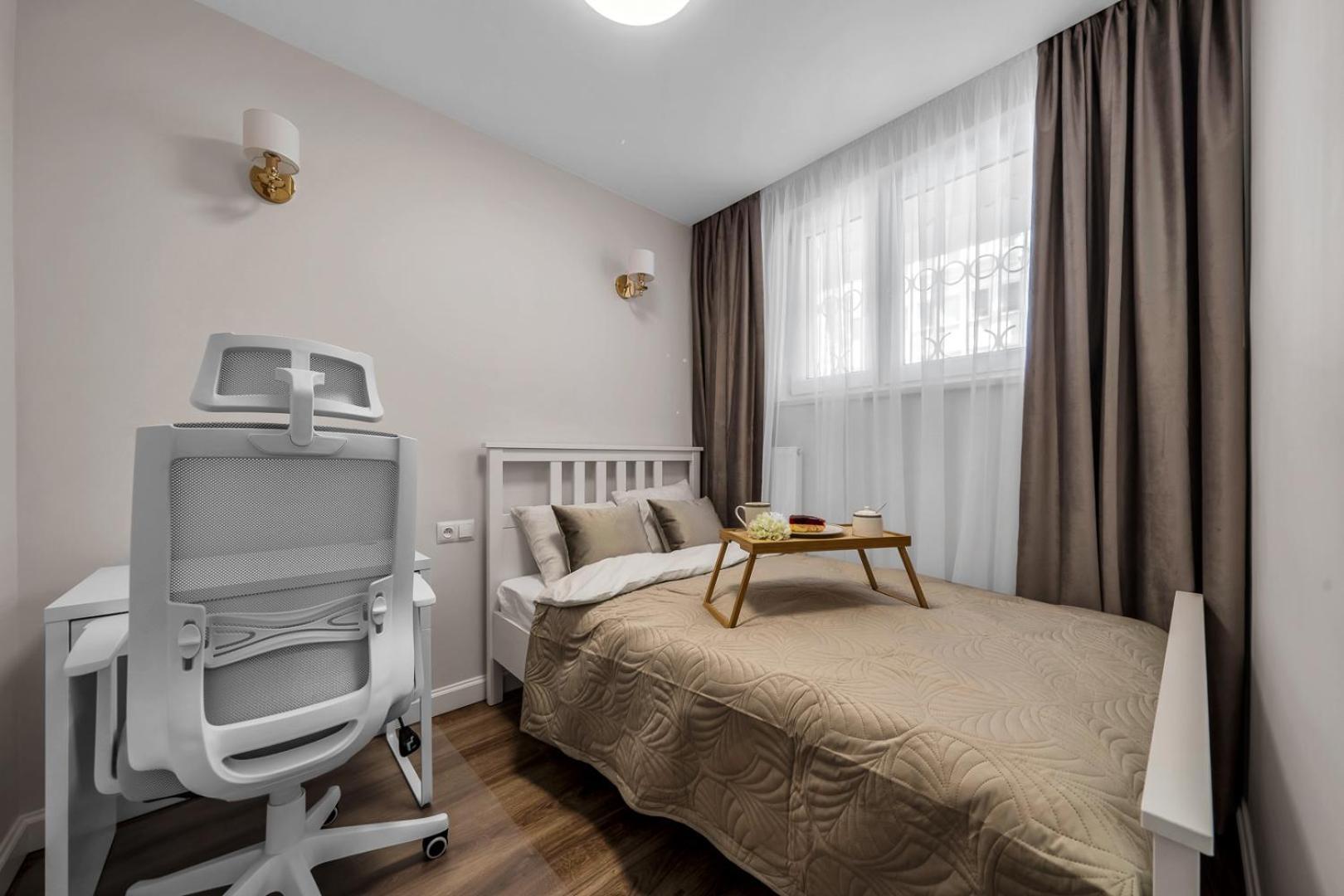 Warsaw Centrum Apartment - Workspace, Balcony - By Rentujemy 外观 照片