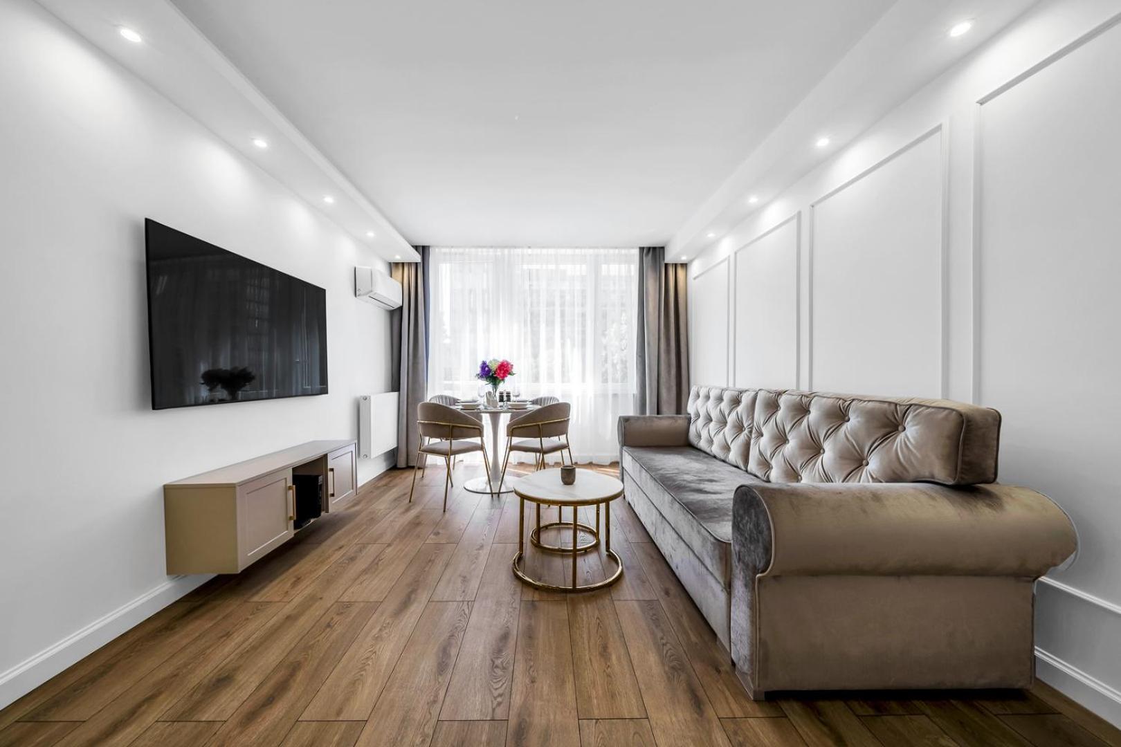 Warsaw Centrum Apartment - Workspace, Balcony - By Rentujemy 外观 照片
